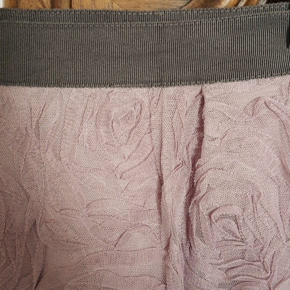 J. Crew Mauve Rosette Netting Mini Bubble Skirt Gray Grosgrain Waistband Size 6 - Picture 2 of 7